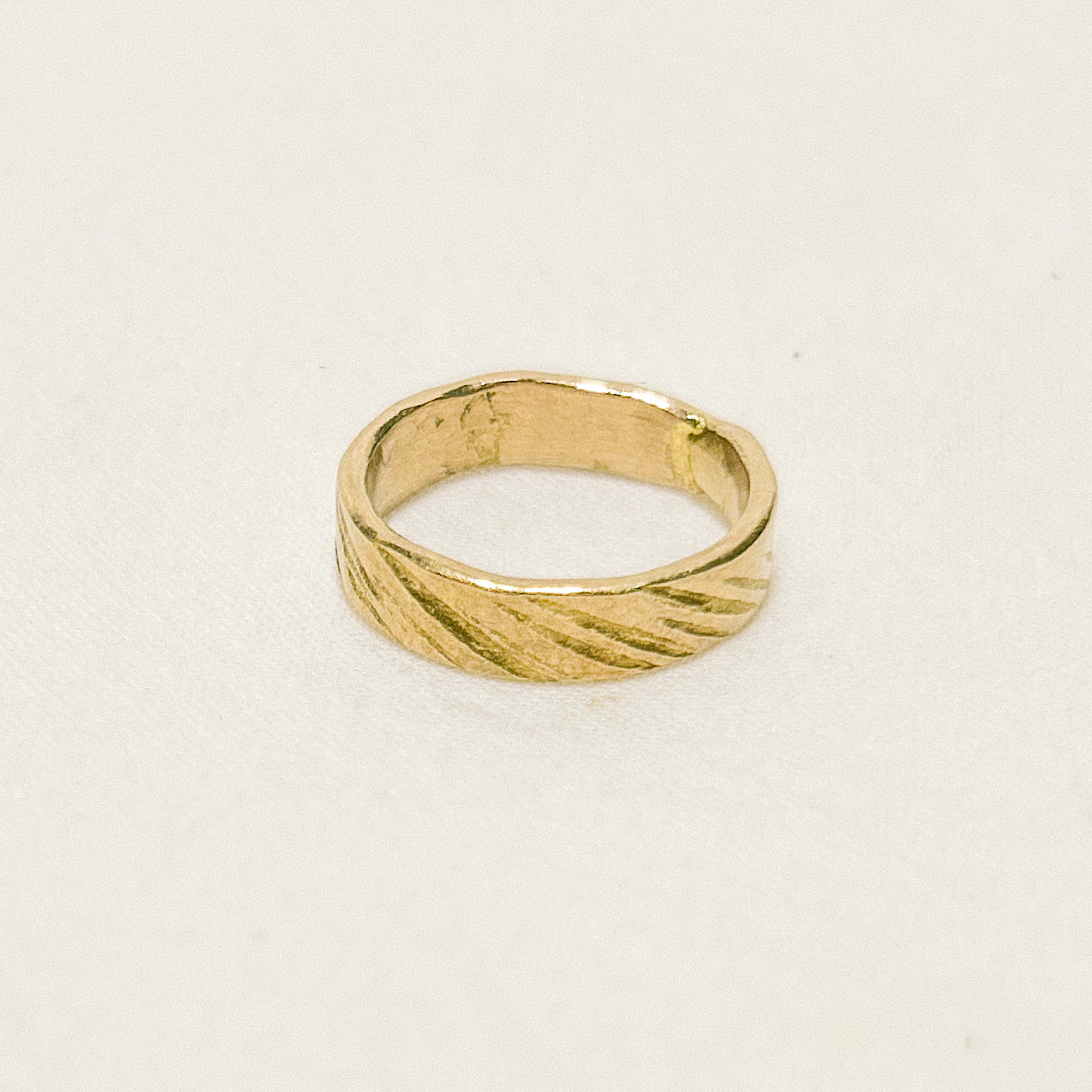 Binhi I Rings