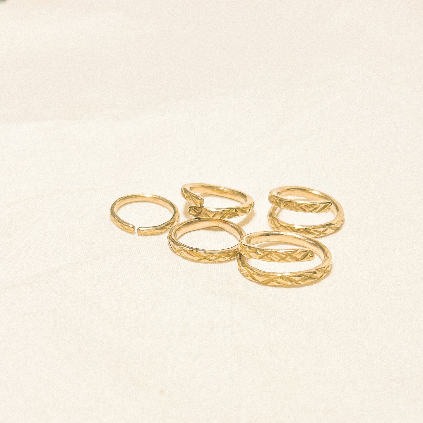 A Makan Rings